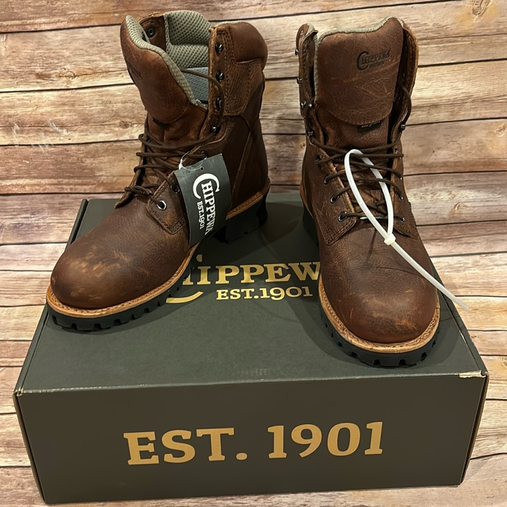 NWT Chippewa men’s size 10M leather waterproof work boot steel toe